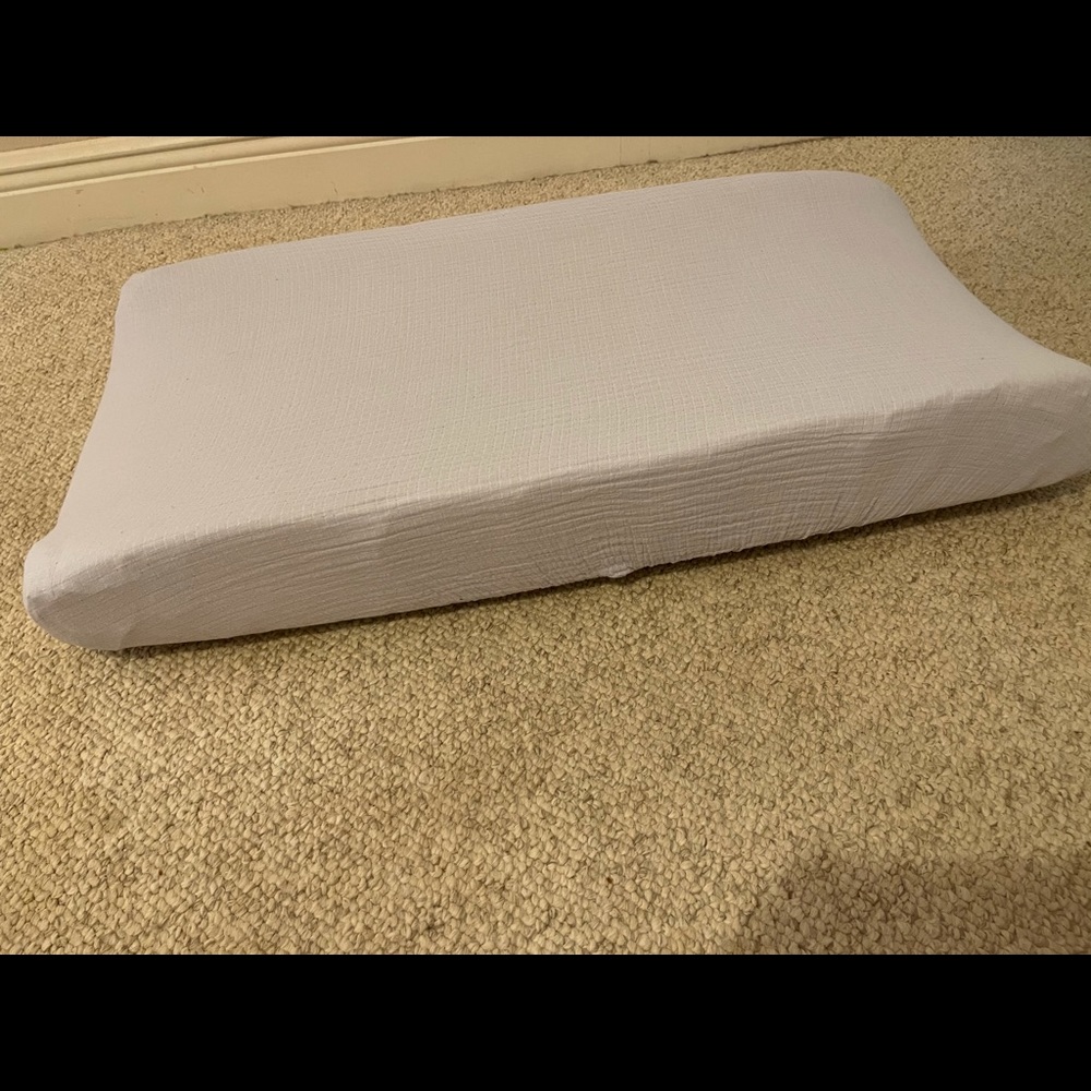 Aden and Anais changing pad cover